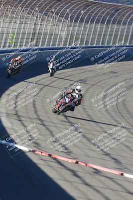 media/Jan-21-2023-Fastrack Riders (Sat) [[fcf3f88a30]]/Level 4/Session 2 Nascar 1/